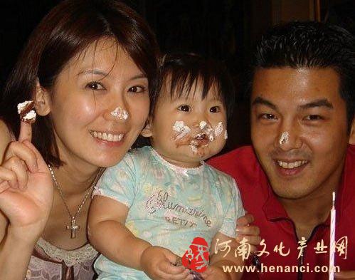 贾静雯孙志浩离婚大战再升级 揭秘两人离婚原因(组图)