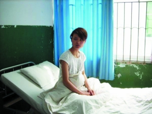 邓玉娇刺死官员案今日开庭律师将做无罪辩护