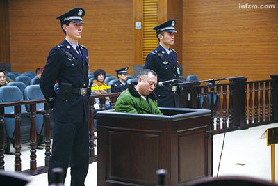 教授质疑李庄案：被告人认罪律师仍做无罪辩护