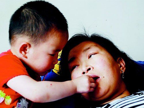 妻子不幸患尿毒症 丈夫留下离婚协议“逃跑”