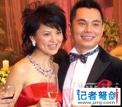 李湘婚纱照片