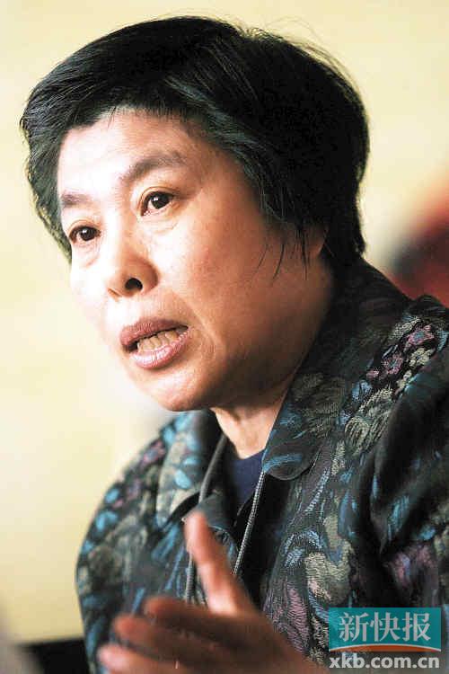 依法治国的核心是依法治官
