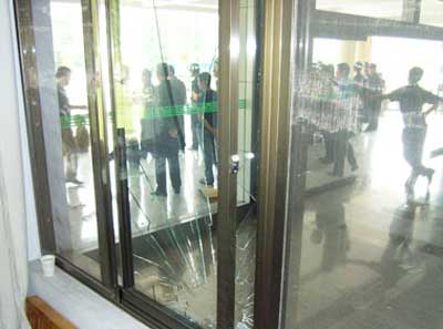 医患纠纷 60余人大闹临沂市人民医院(图)