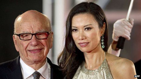 默多克提出离婚，真是感情破裂还是为了帮邓文迪最后一把？